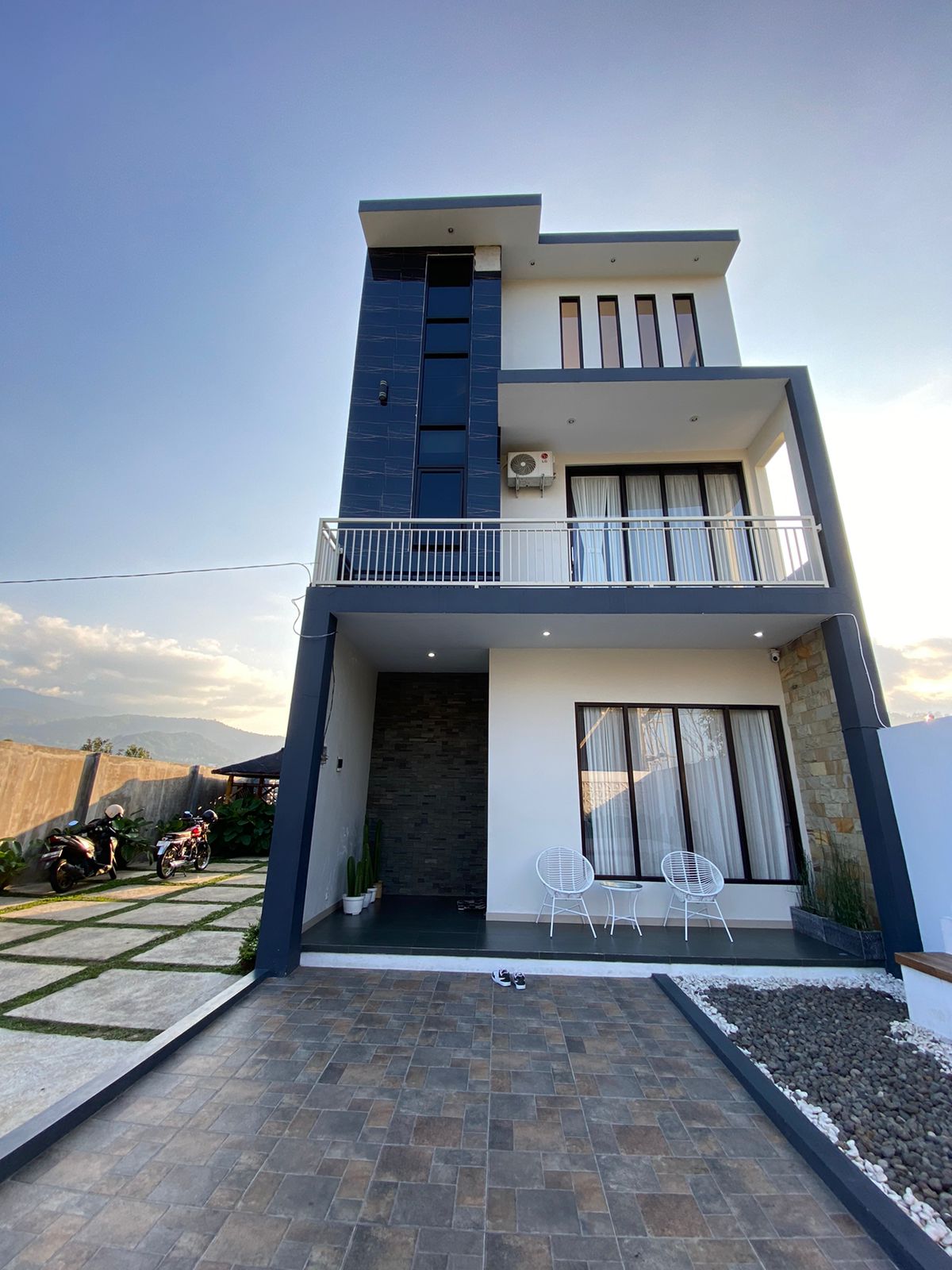 Villa Almira